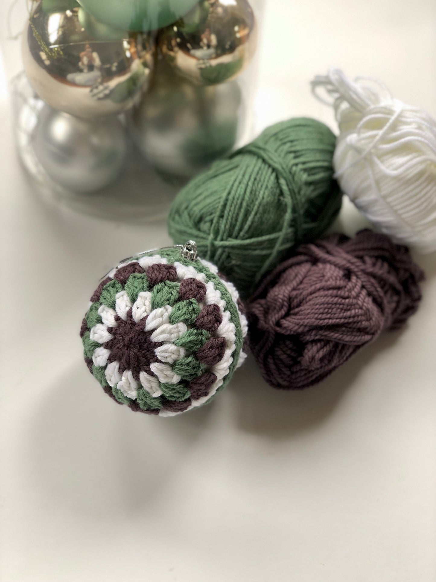 PDF Pattern - Granny Stitch Christmas Bauble