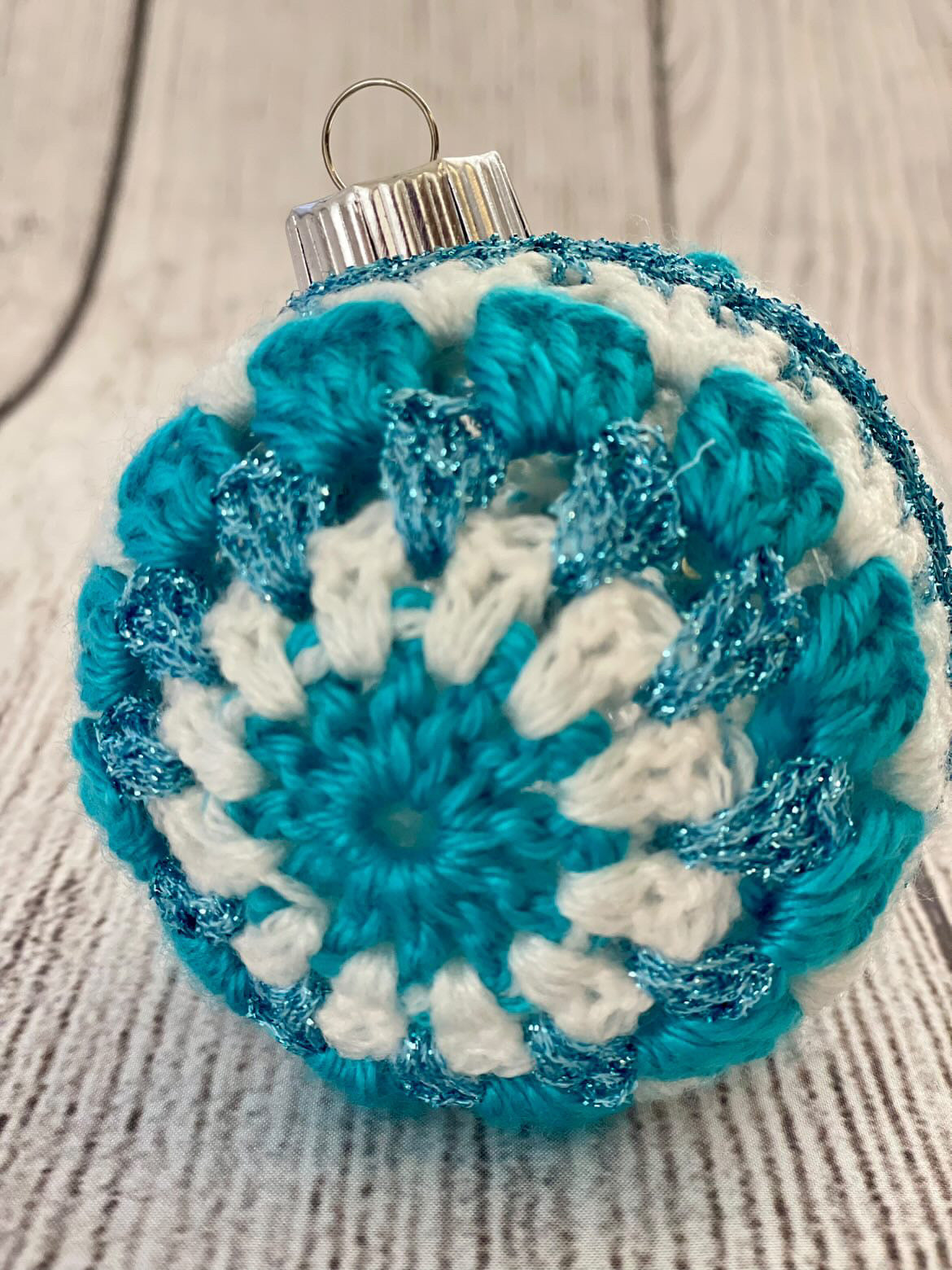 PDF Pattern - Granny Stitch Christmas Bauble