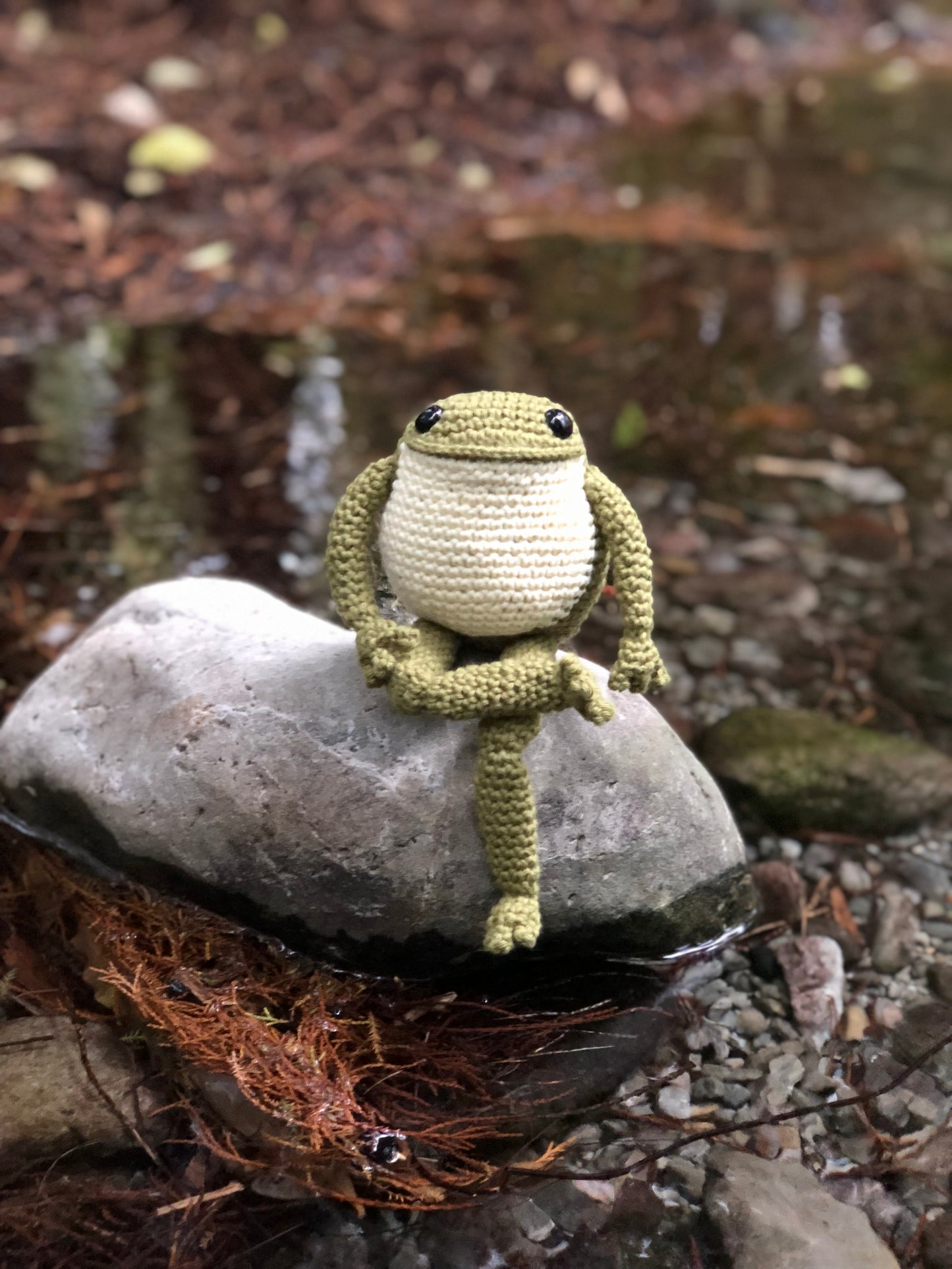 Custom made crochet frog